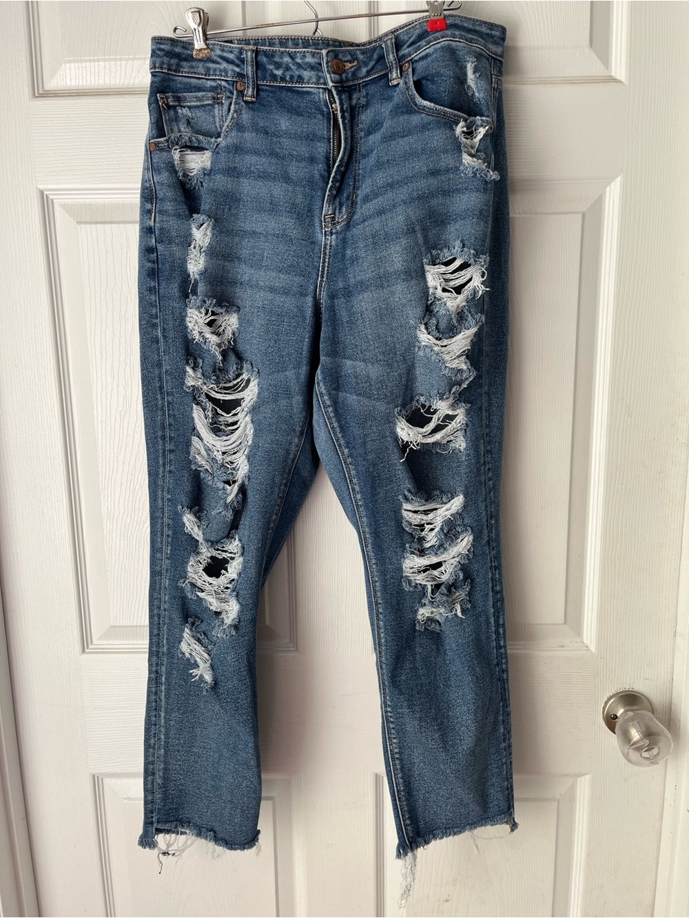 American Eagle Outfitters Ripped Medium Blue Skinny Jeans